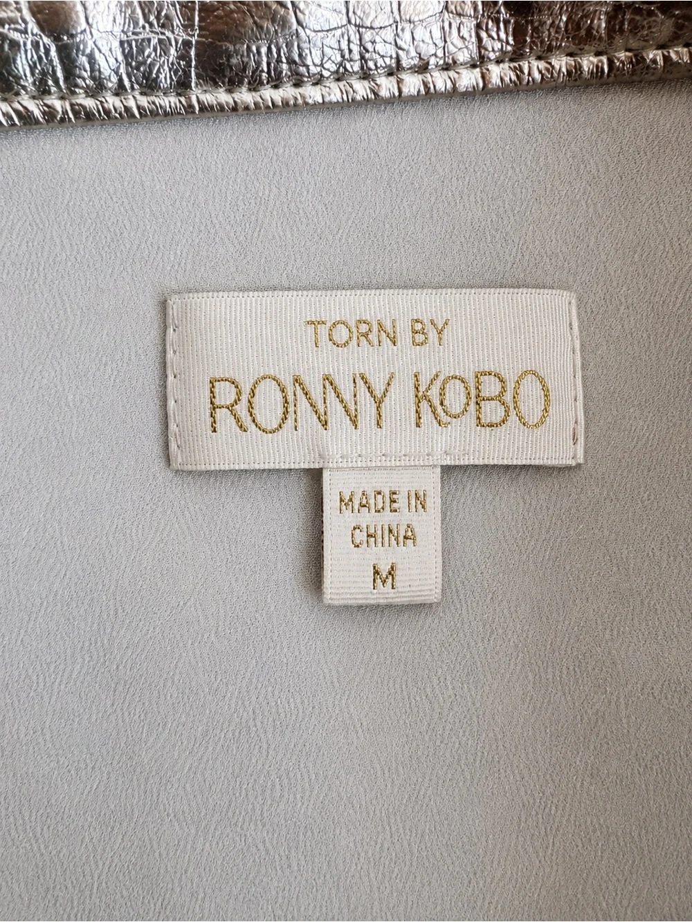 Ronny Kobo Collection Metallic Silver Croc-Embossed Mini Skirt Size Medium
